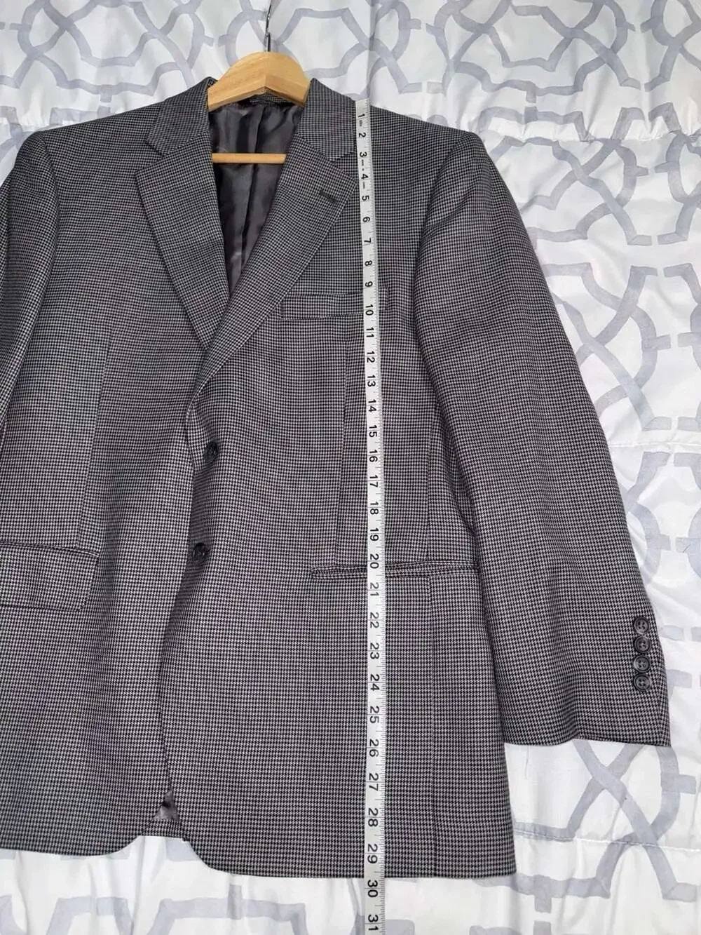 Jos. A. Bank Mens Grey Black Houndstooth Pattern Wool Blazer Sport Coat Jacket